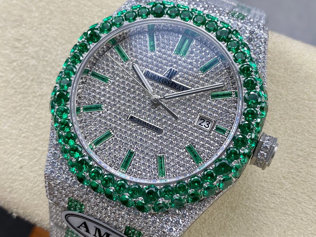 Audemars Piguet Royal Oak Fully Paved with Diamonds _2