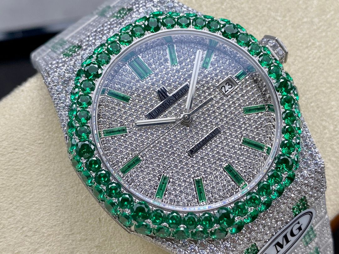 Audemars Piguet Royal Oak Fully Paved with Diamonds _1