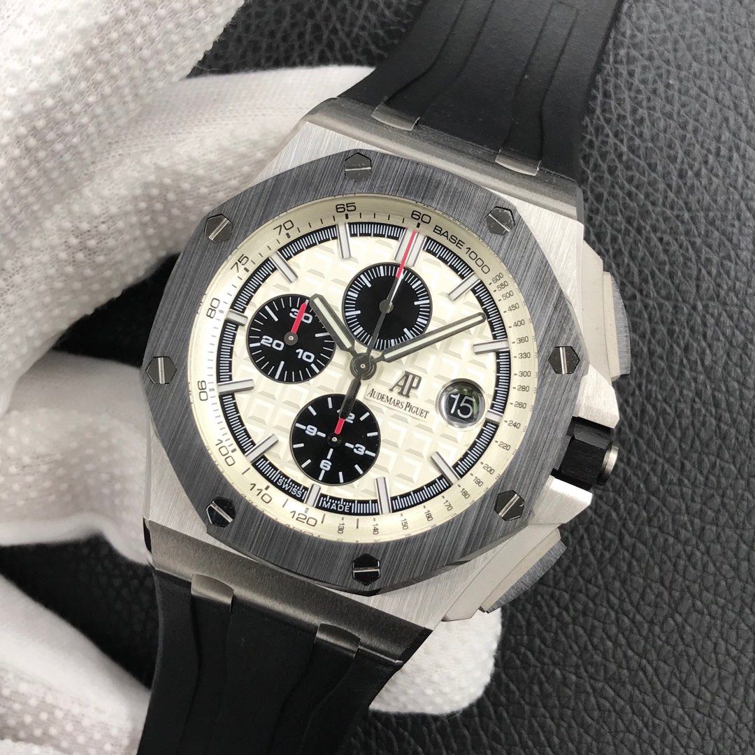 Audemars Piguet Royal Oak Offshore Chronograph With White Dial and Black accents_2