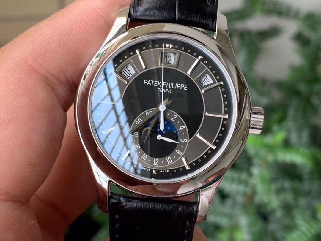 Patek Philippe Annual Calendar Moonphase Black_1