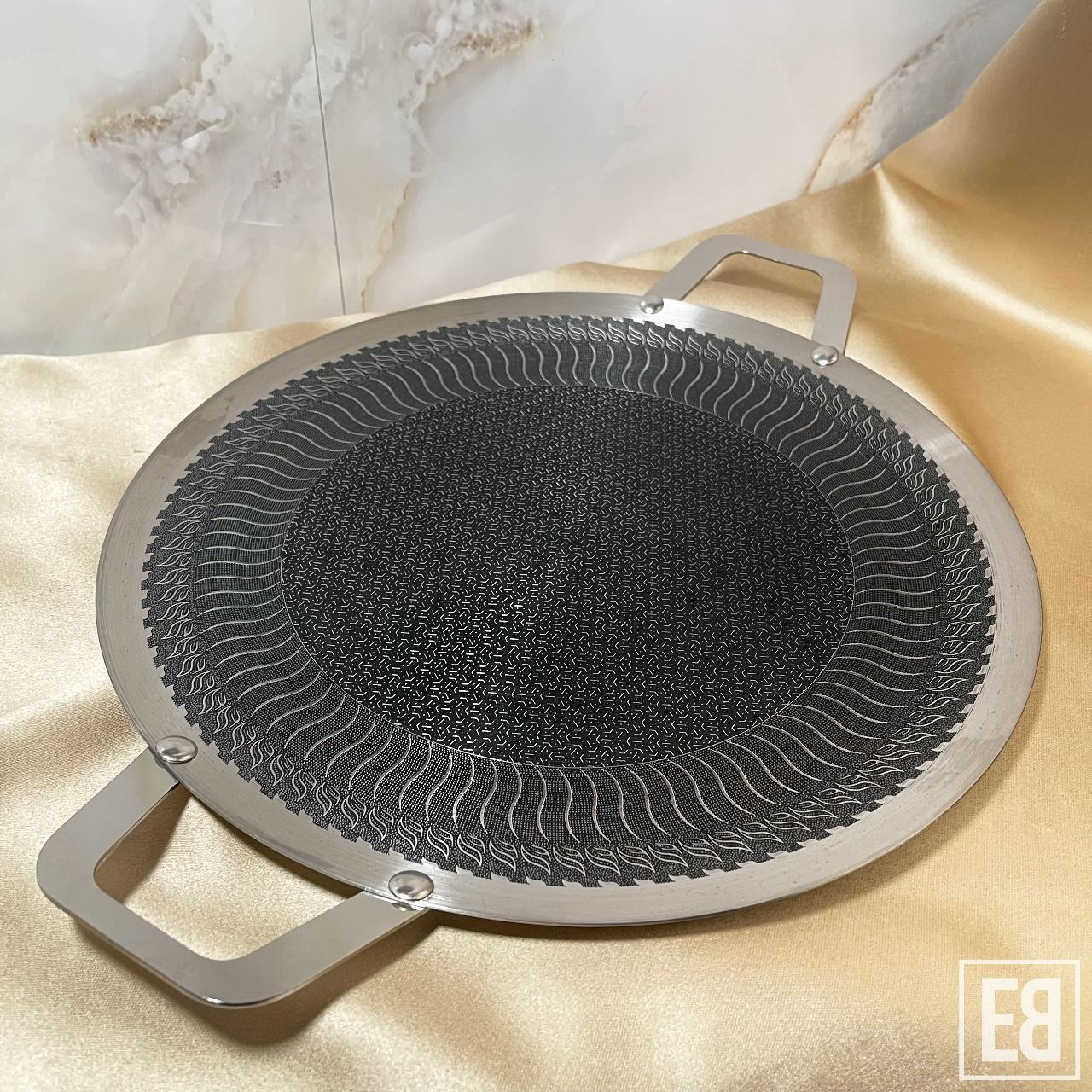 BUSHRA 316 Stainless-steel | Flat pan 38cm (XL)+ wooden handle (K528)_0