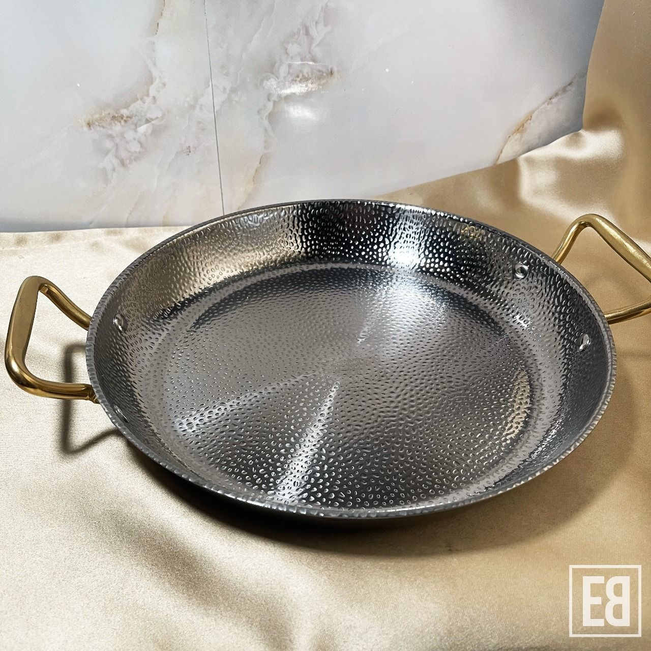 HAMMERED SILVER SUKIYAKI 30CM STAINLESS-STEEL POT CODE: K518_1