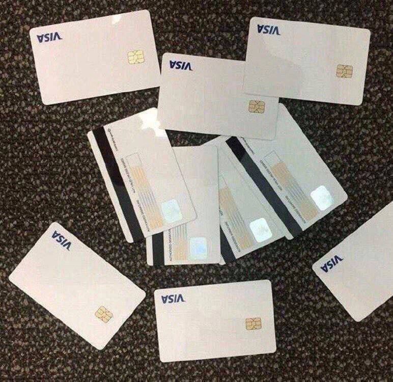 Carte visa blanc _0