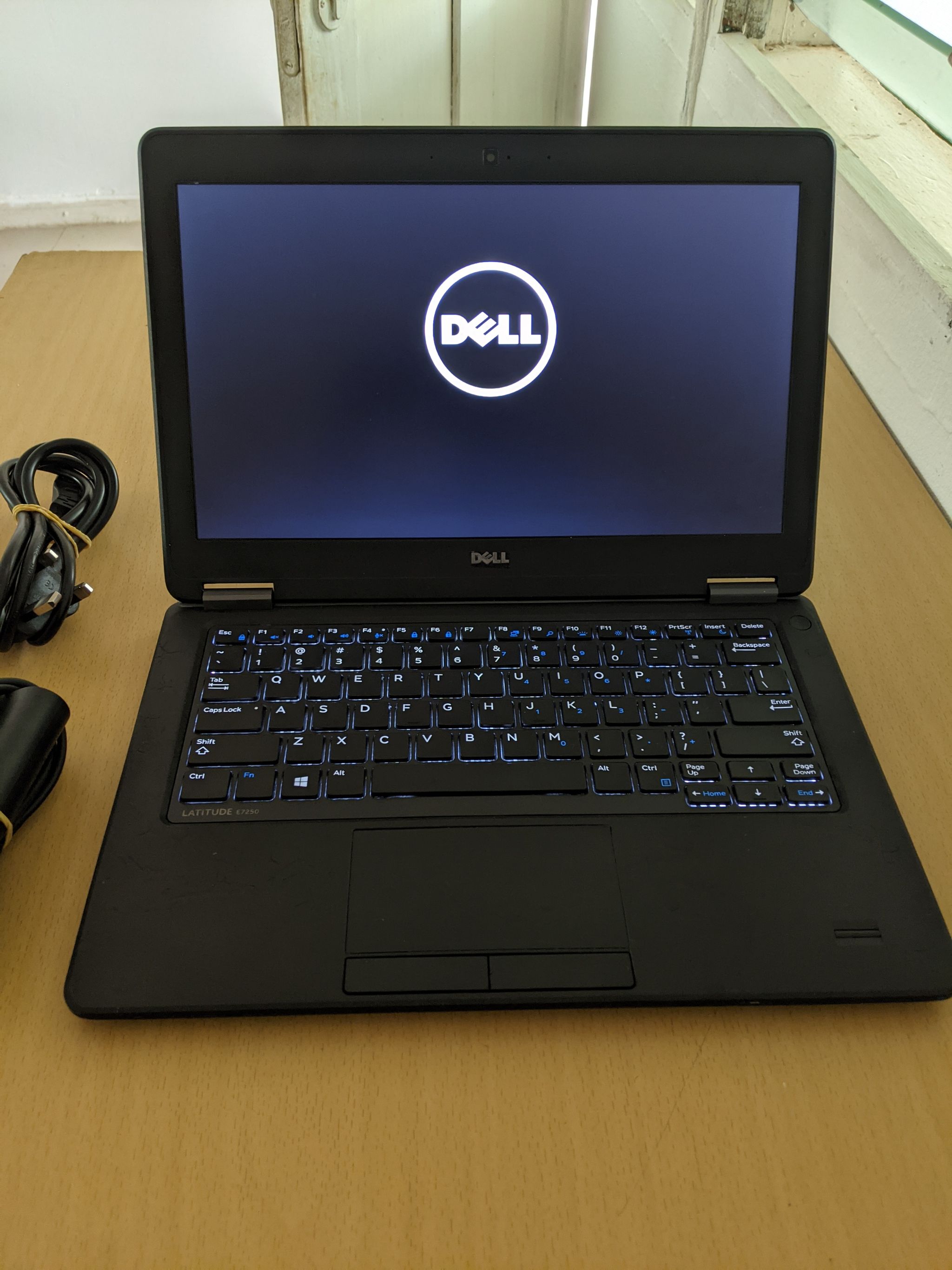 Dell Latitude E7250 Laptops_1