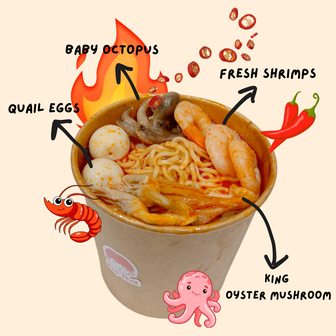 Tomyum seafood soup with noodles_0