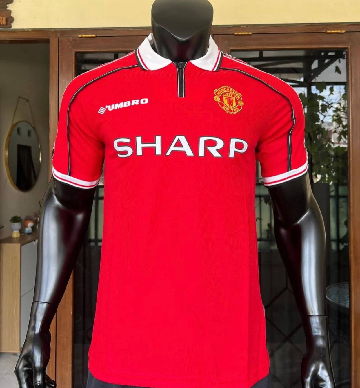 Manchester United Retro kit _0