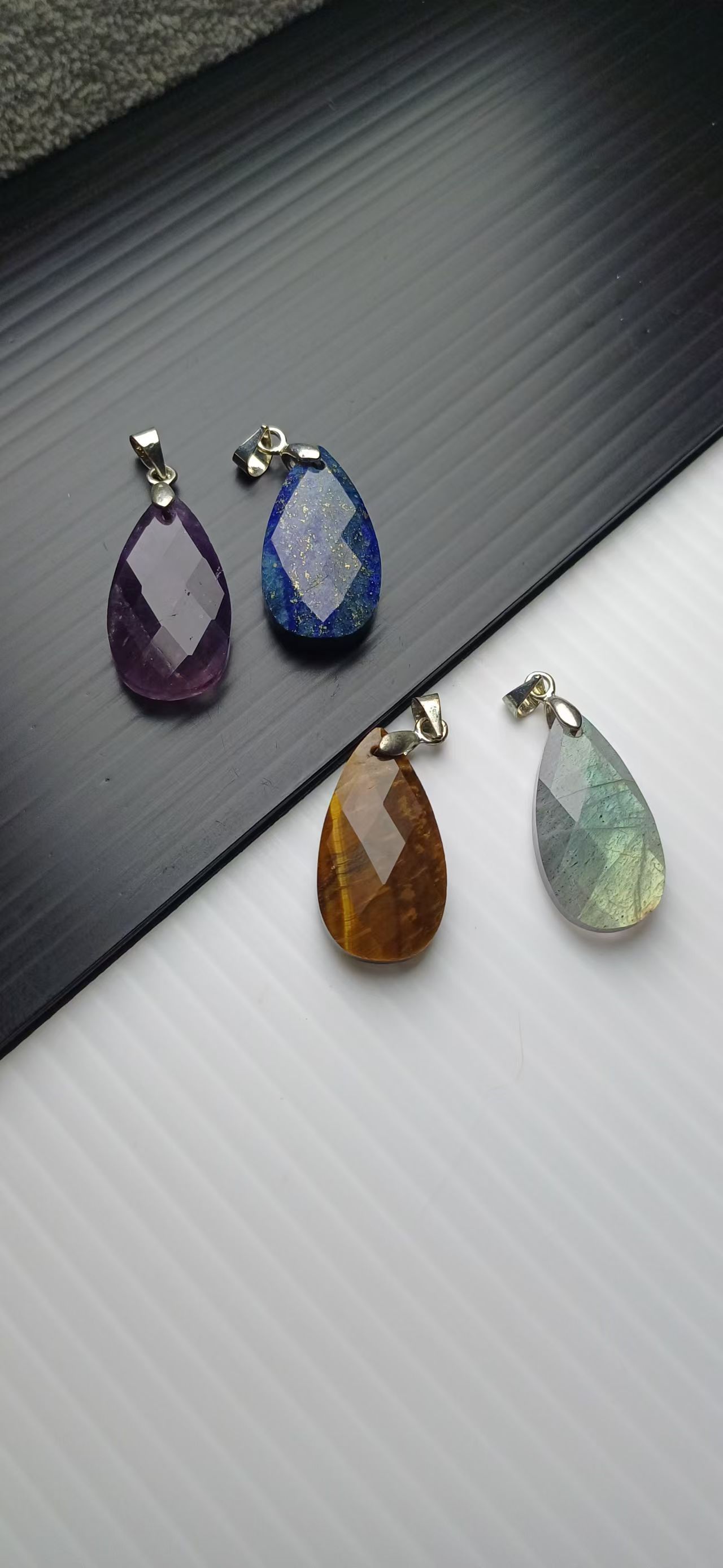 FACETED PENDANT CRYSTAL_0