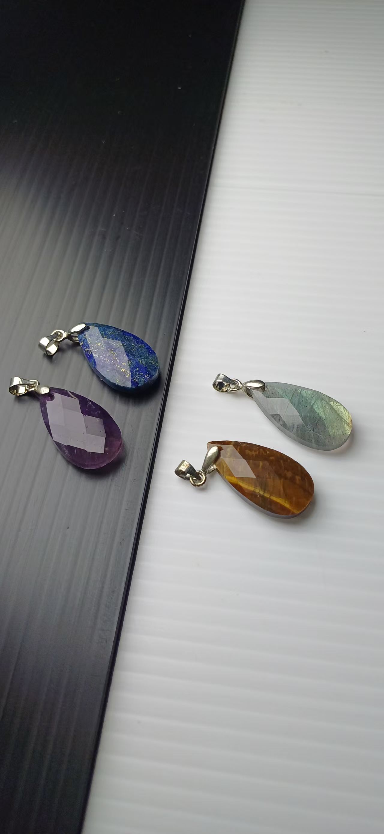 FACETED PENDANT CRYSTAL_1