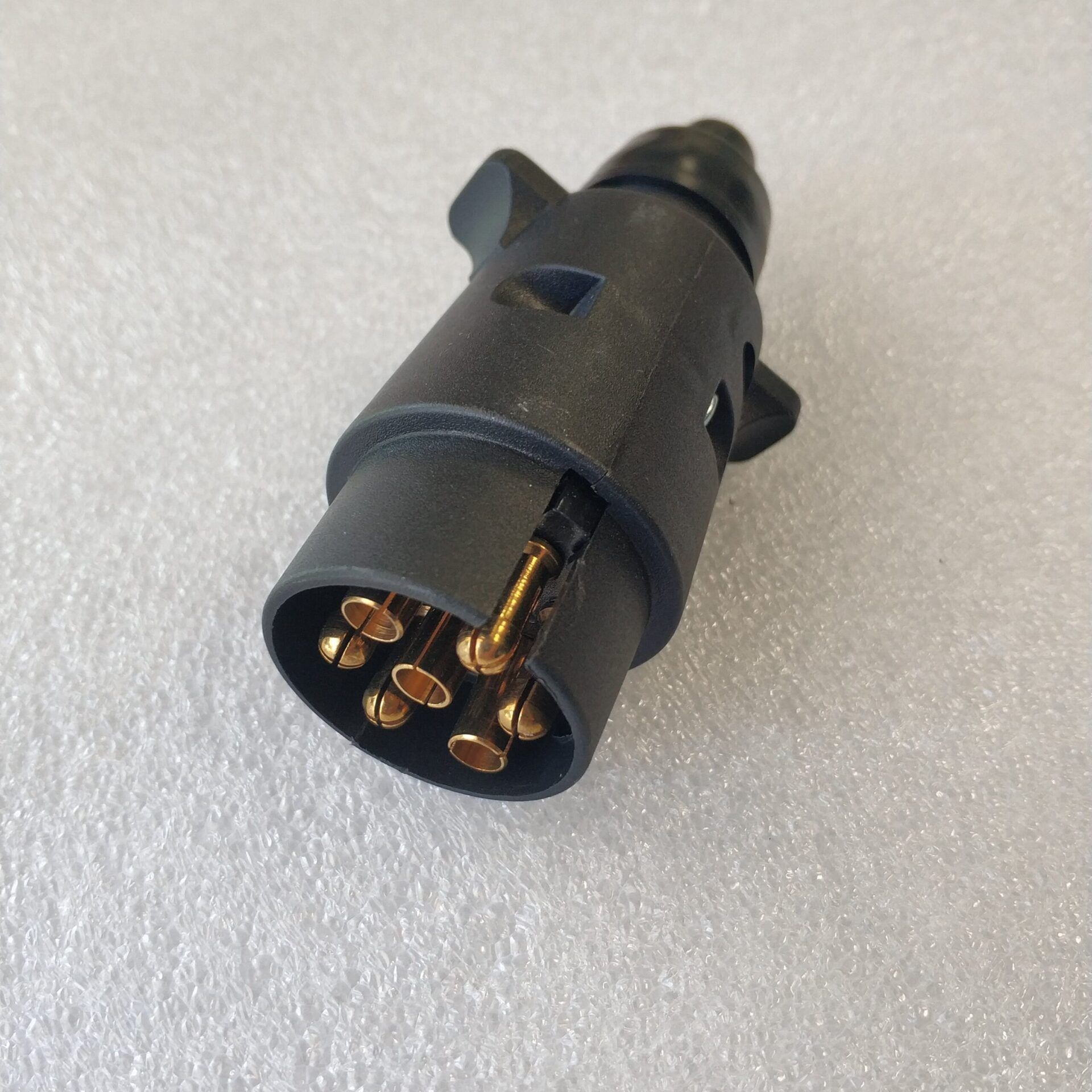 12v 7Pin Plastic Male Trailer Plug Socket_0