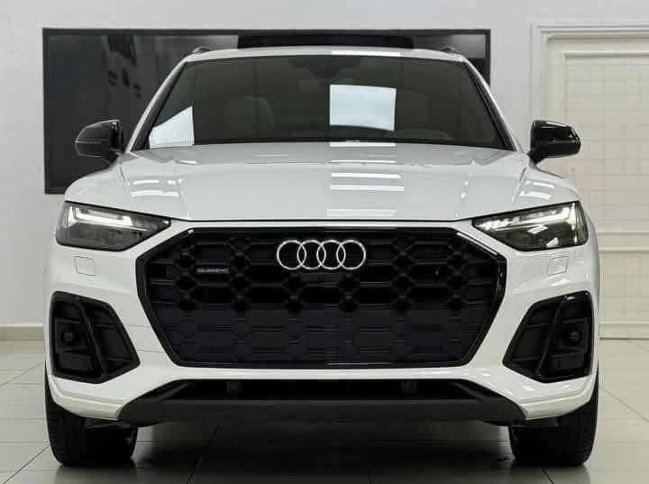 Audi Q5 40  TDI QUATTRO 2021_0