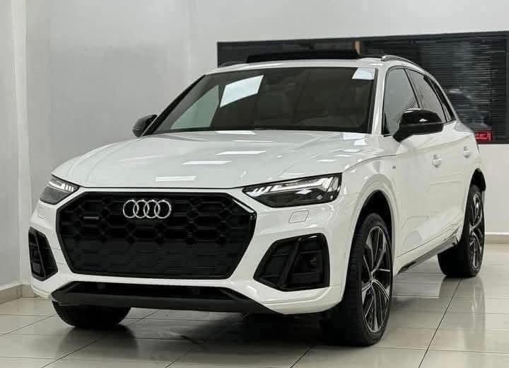 Audi Q5 40  TDI QUATTRO 2021_5