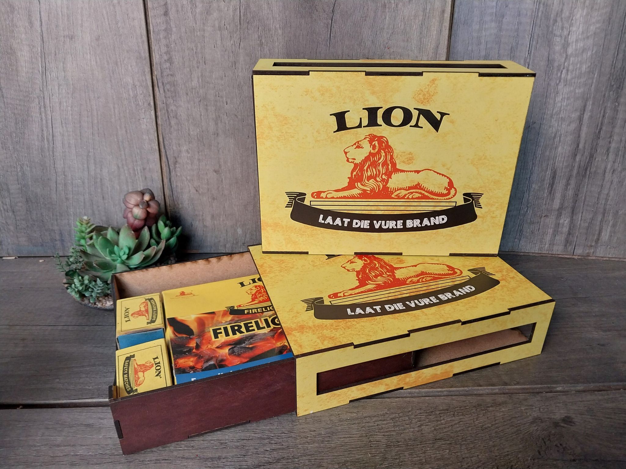 LION – Matchbox Gift Set_0