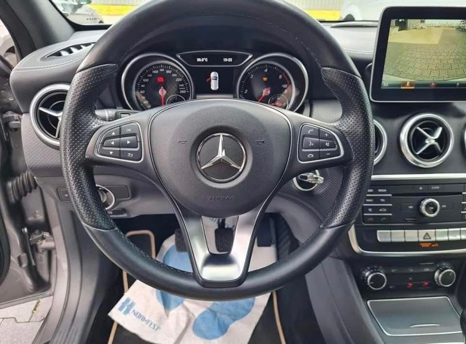 Mercedes-Benz A 180 CDI Navi 2016_11