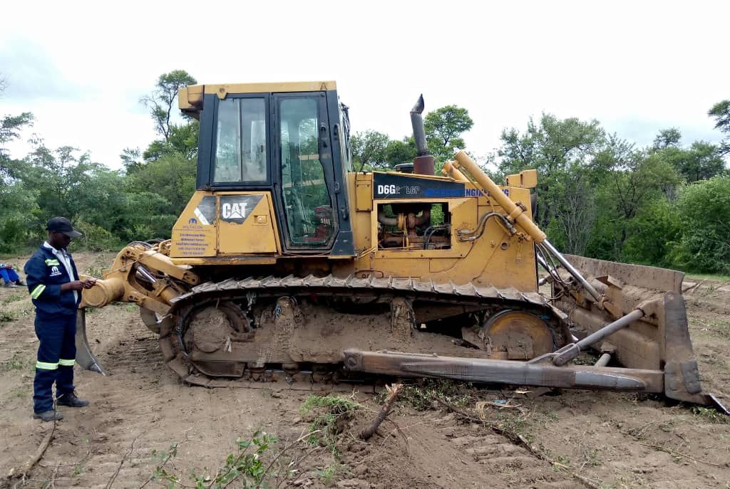 Bulldozers for hire_1