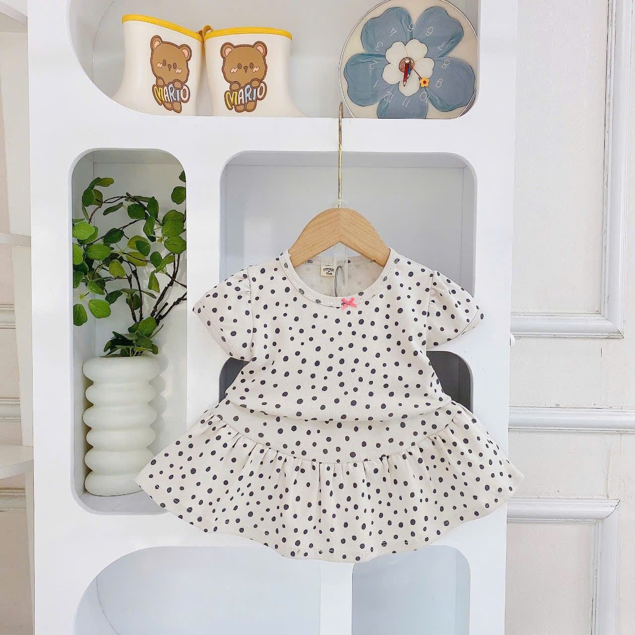 Girl Playset (Skirt) - White Polka_0