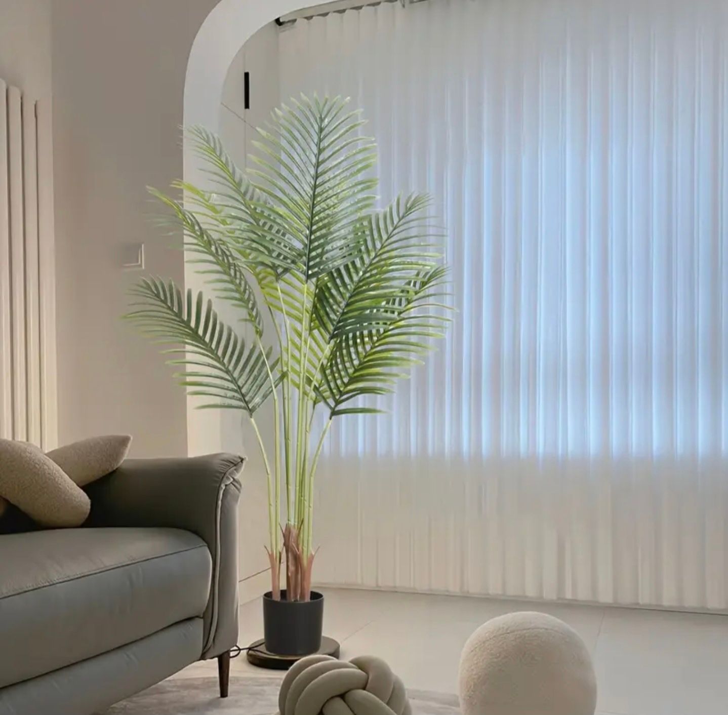 Artificial palm plant for home. Offices, living room and modern spaces._2