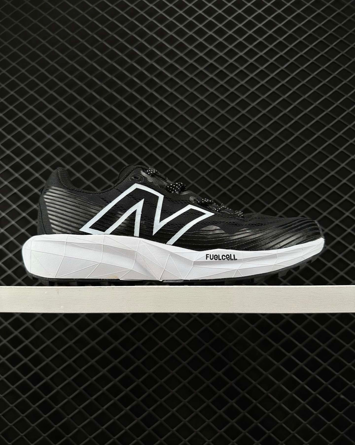 NEW BALANCE Fuelcell Propel V5_1