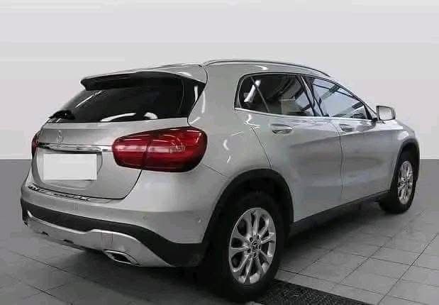 Mercedes-Benz GLA / 2019 _6