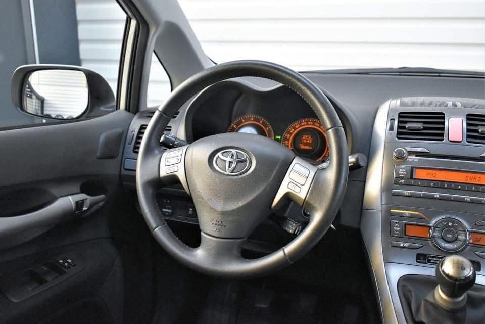 Toyota Yaris /2008_0