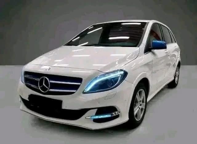 Mercedes-Benz Classe B /2015 _1