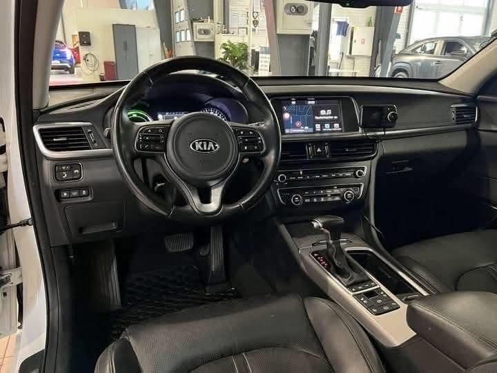 Kia Optima /2018 _2