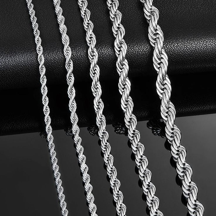 Twisted Rope Chain Design Necklace for Men _2