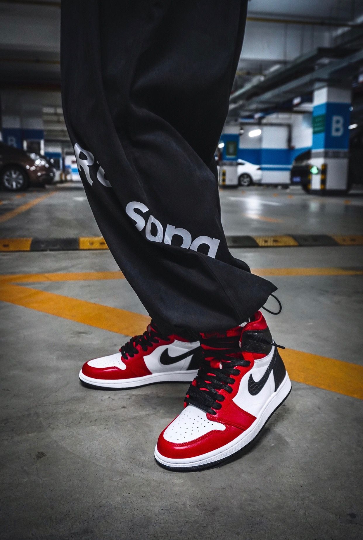 重磅新品发售🔥超级秀 上脚示范 BC🔺Air Jordan 1 High OG  "Satin Sanke"蛇纹芝加哥_5