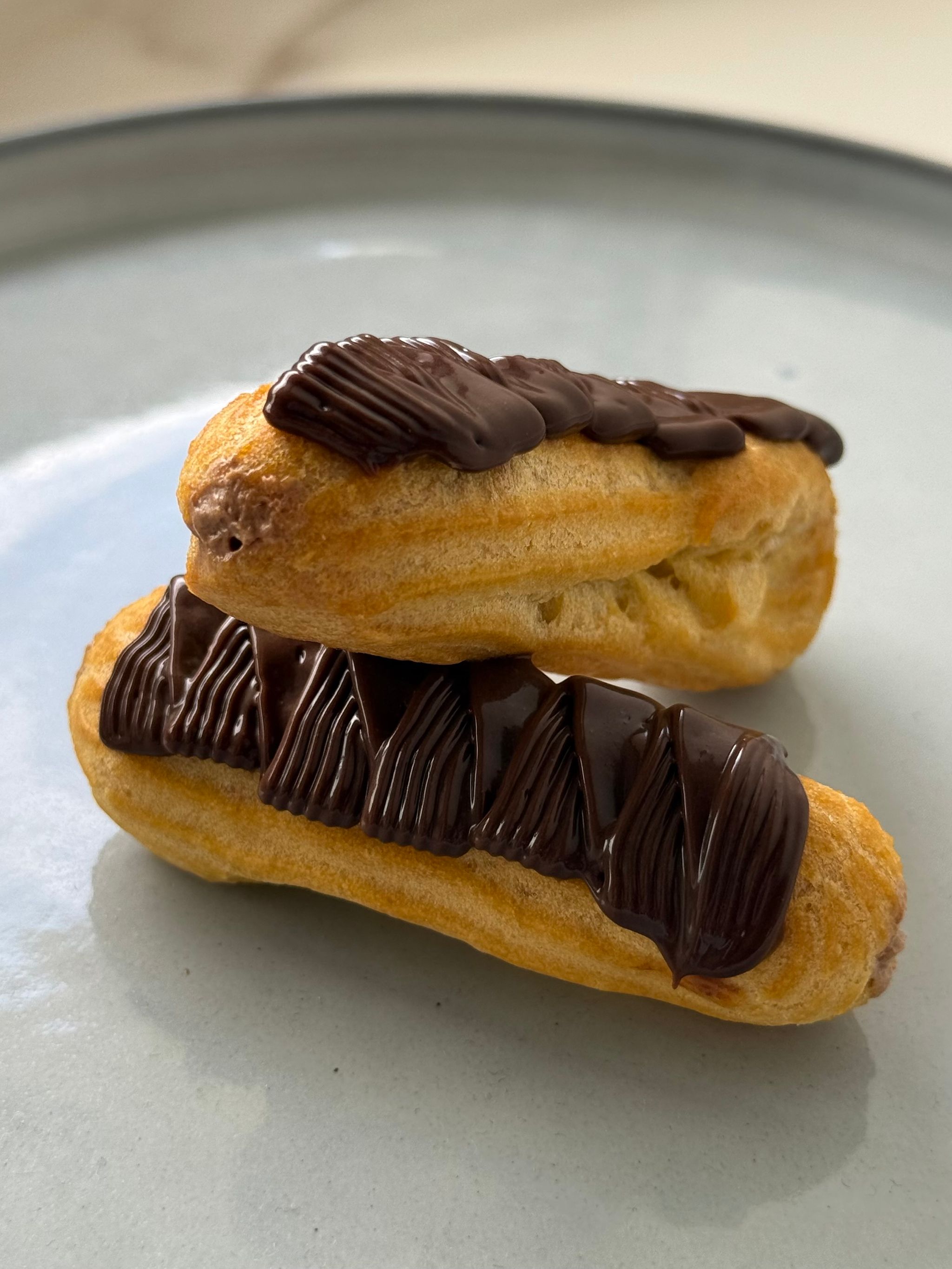 Eclairs (2 pcs)_0