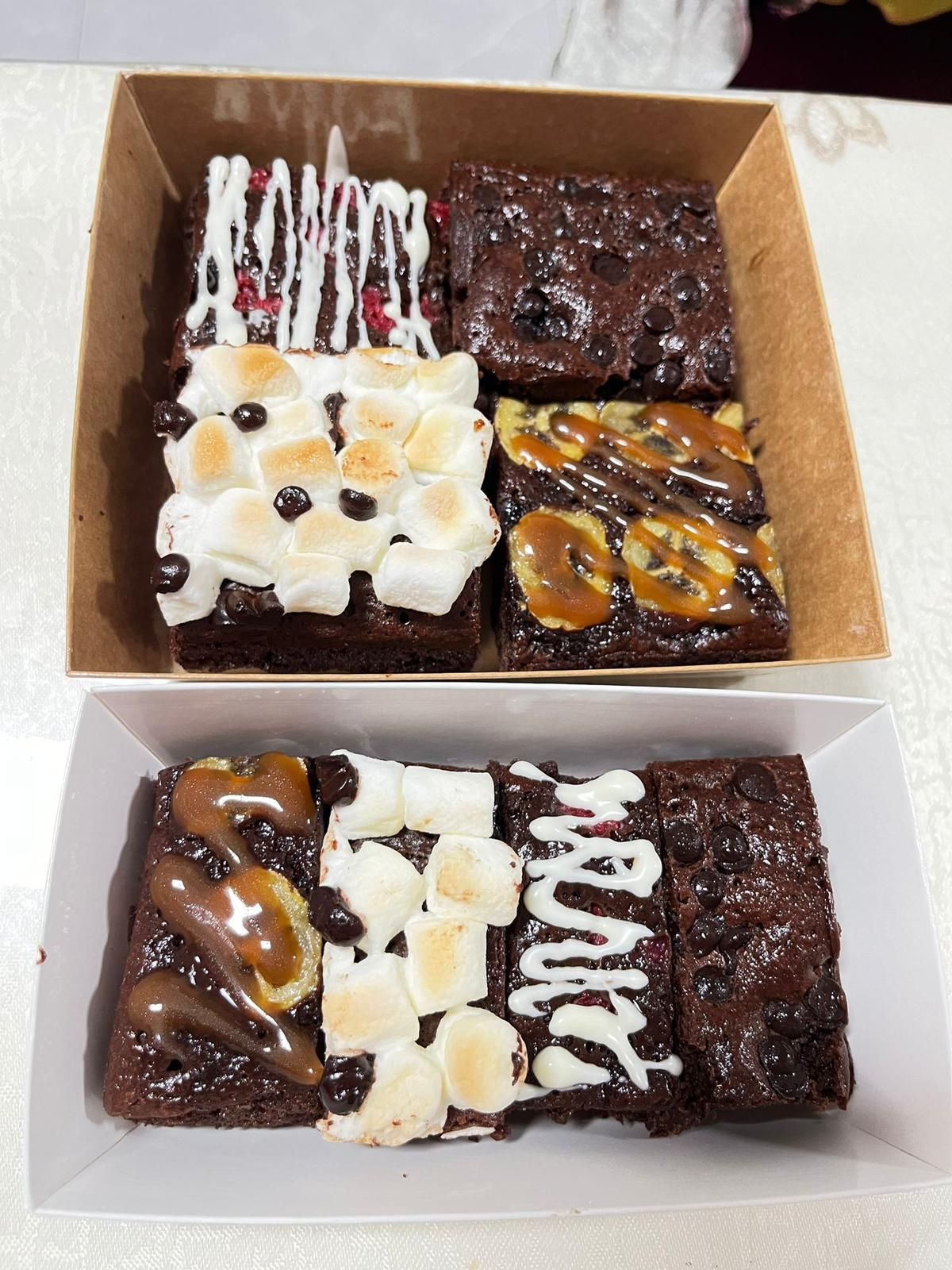 Assorted 4pcs Brownies_0
