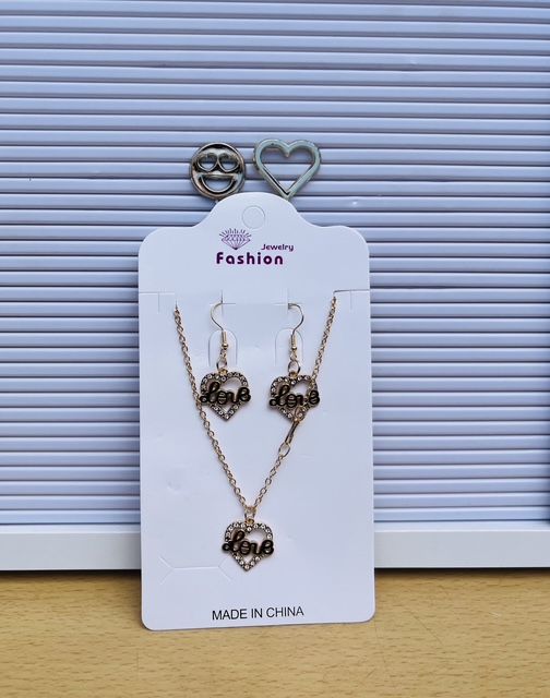 Lovely Earring and Necklace Set 2_3