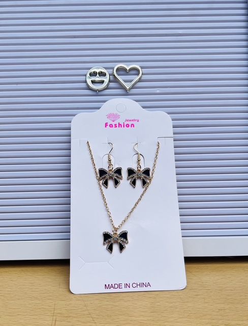 Lovely Earring and Necklace Set 2_5