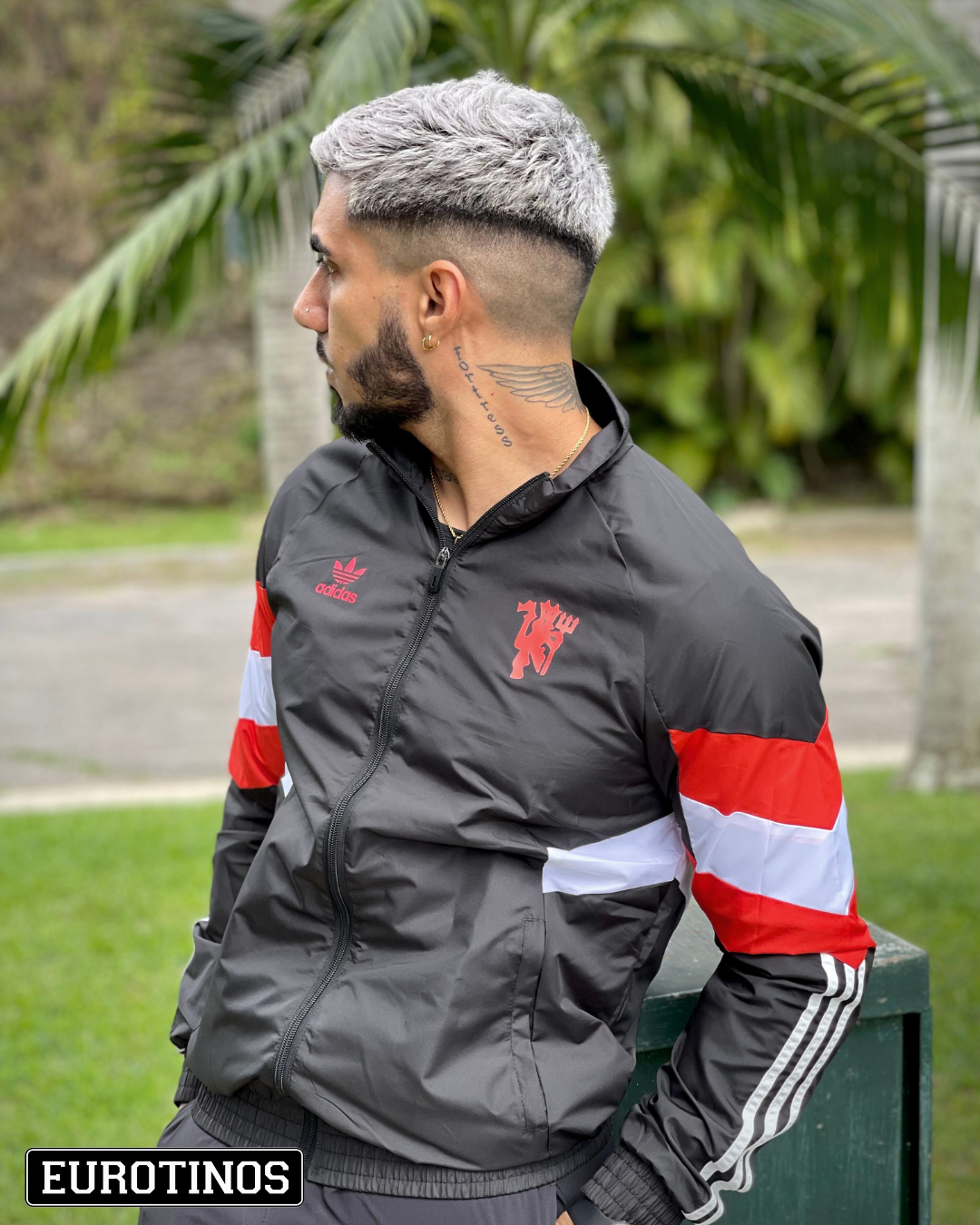 CHAQUETA IMPERMEABLE - FC BAYERN MUNICH_1