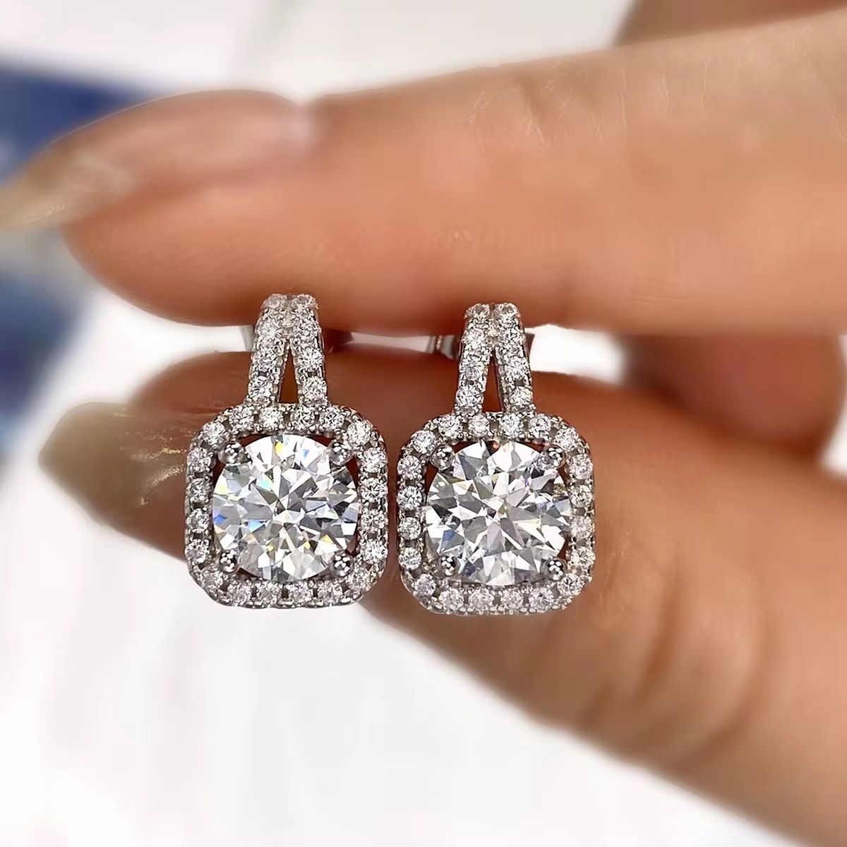 MUCHA Diamond Earrings_2