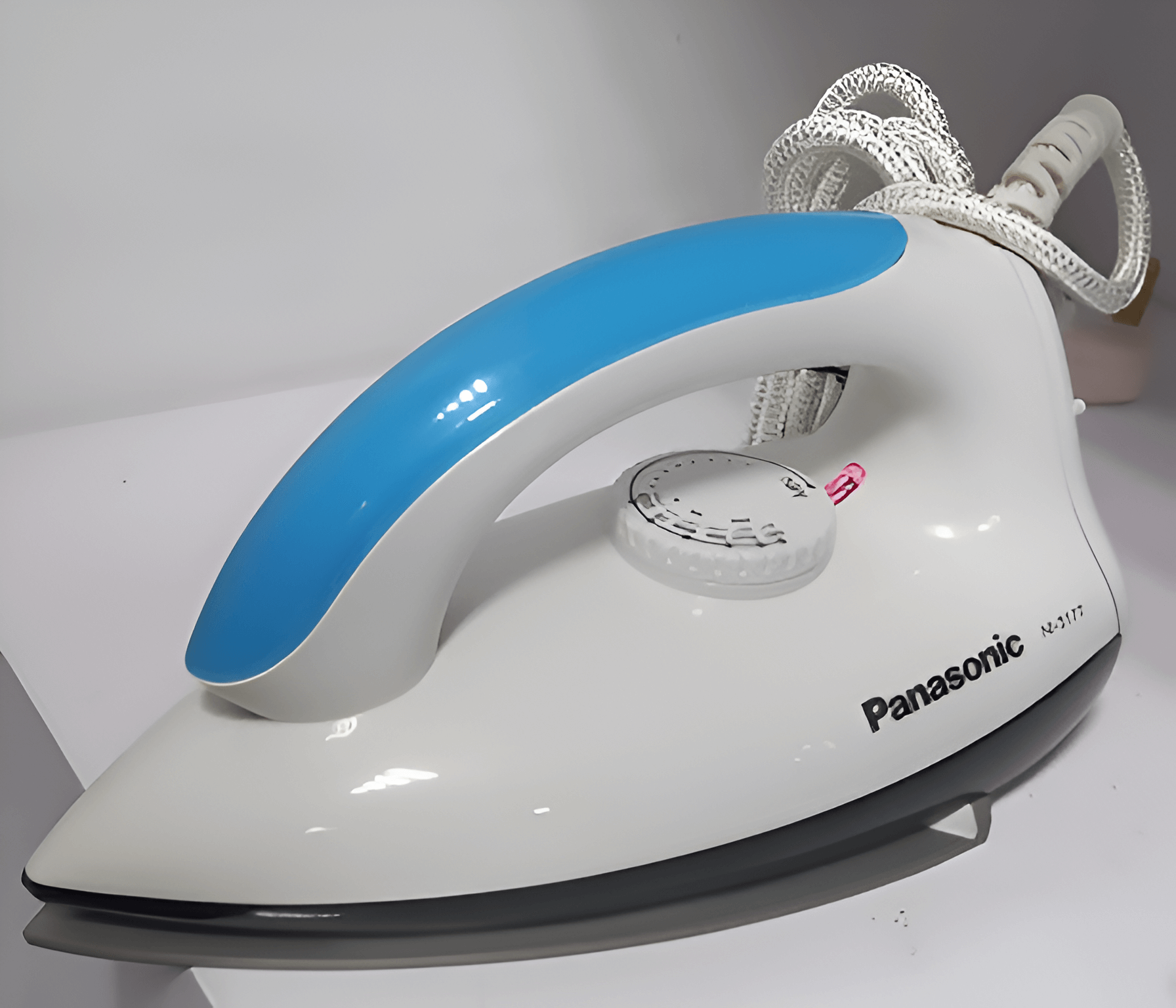 Panasonic NI-317T Automatic Dry Iron - Blue - Effortless Ironing for Perfect Results!_3