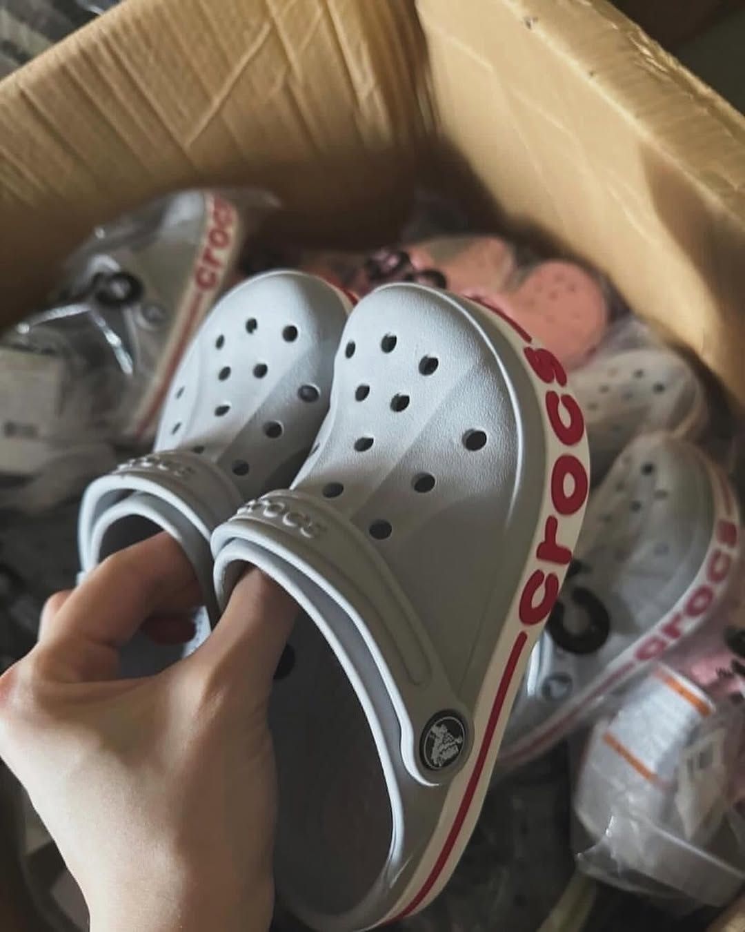 Crocs Paletten zu verkaufen!_0