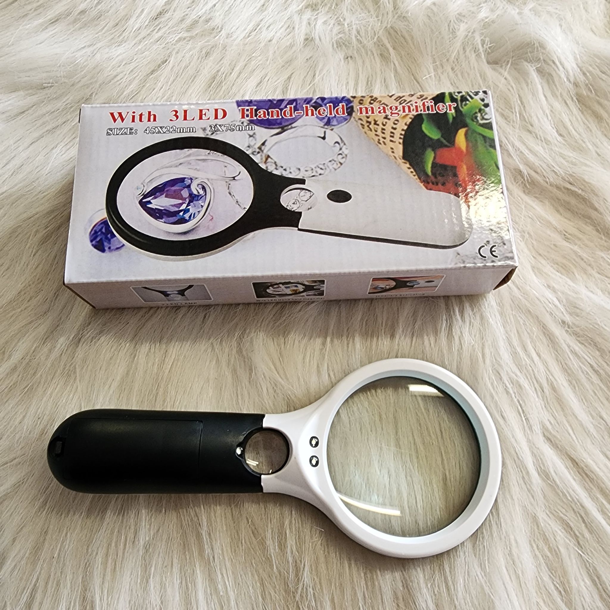 Magnifying Glass with LED_0