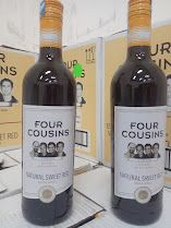 Four Cousins Natural Sweet Red Wine 750Ml_0