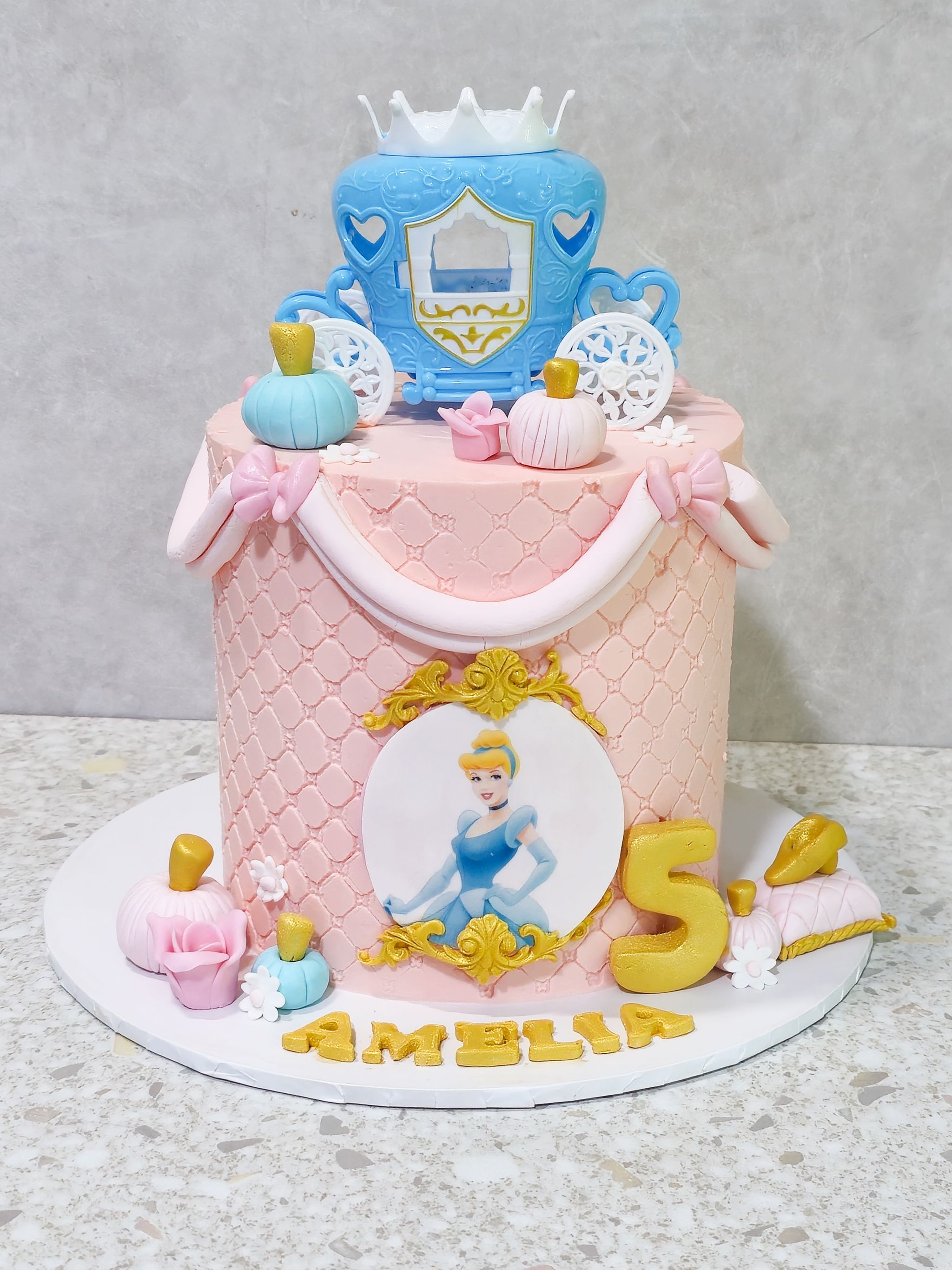 Cinderella cake_0