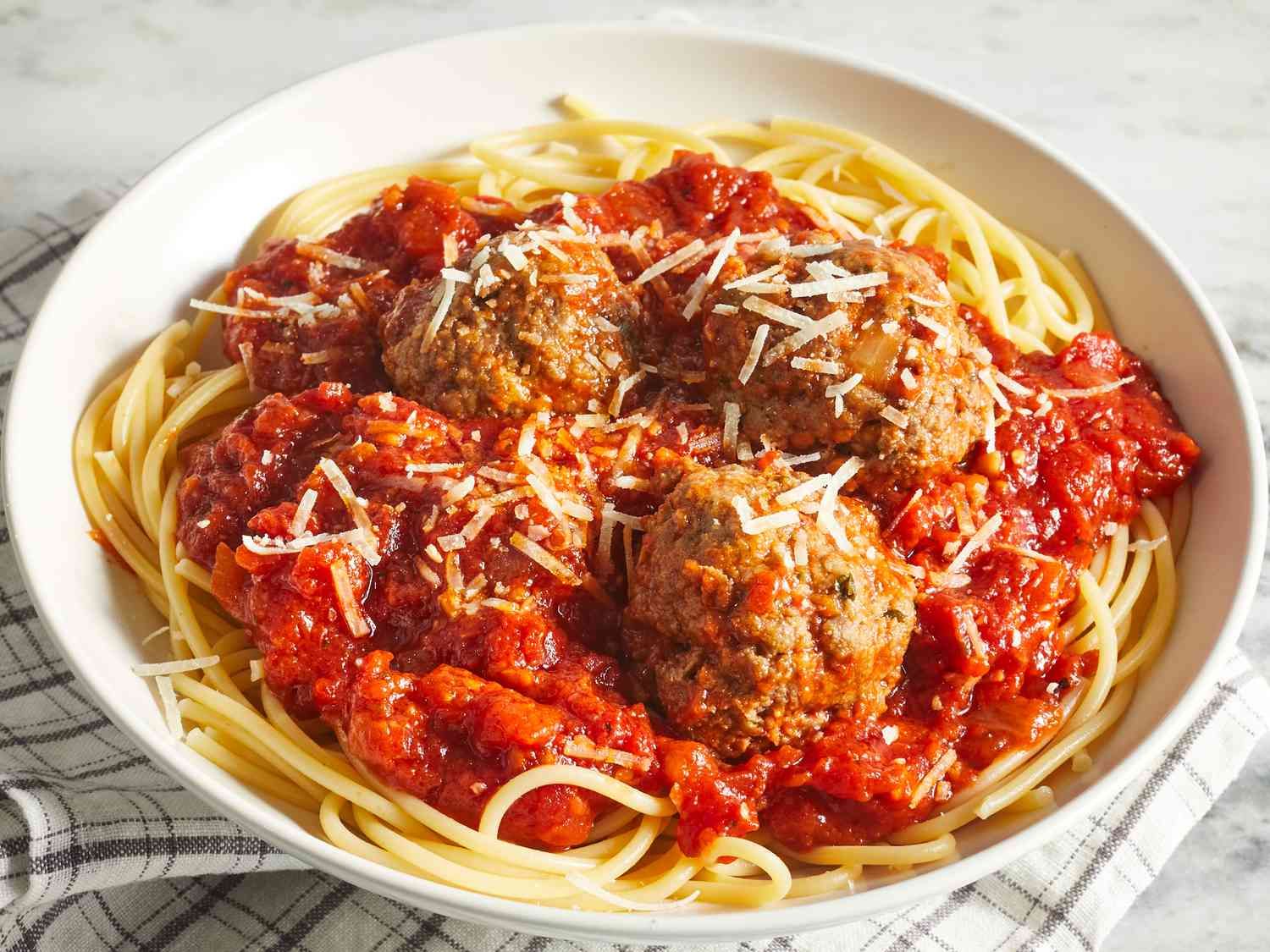 Spaghetti and Meatballs _0