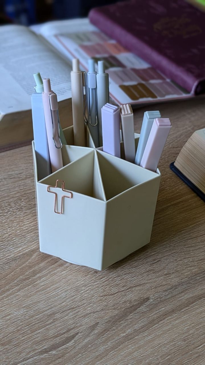 Stationery Holder_0