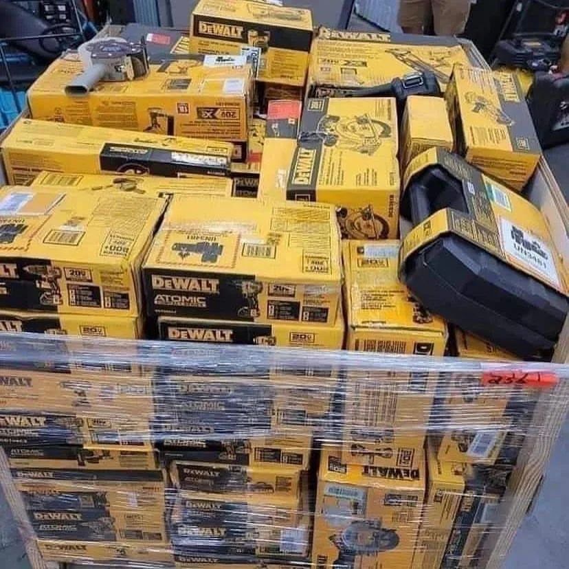 Brand New Dewalt Pallets – 80 to 90 Pieces Available!_3