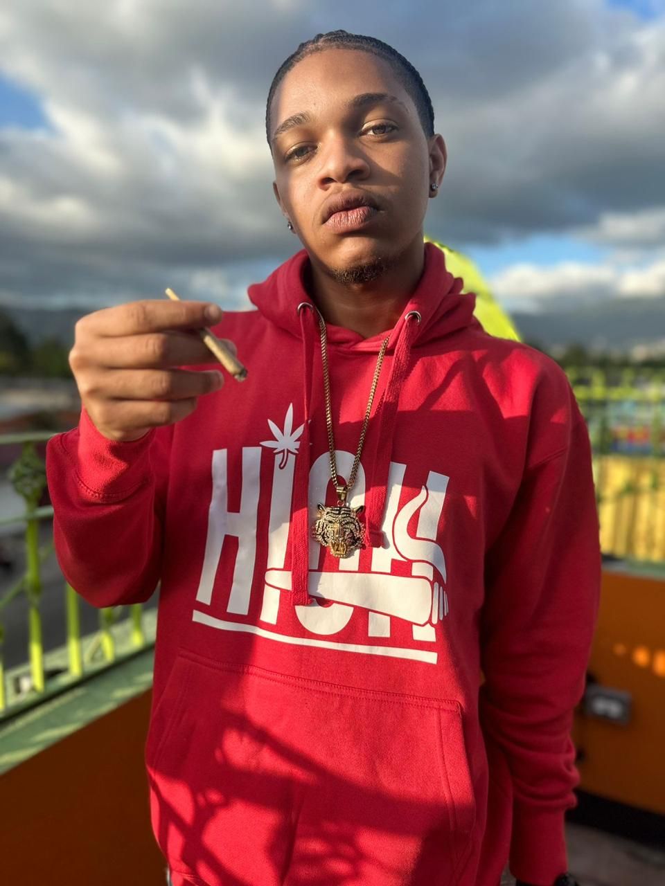HIGH Pull Over_0