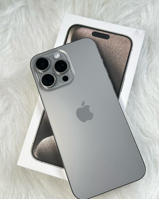 IPHONE 15 PRO MAX_1