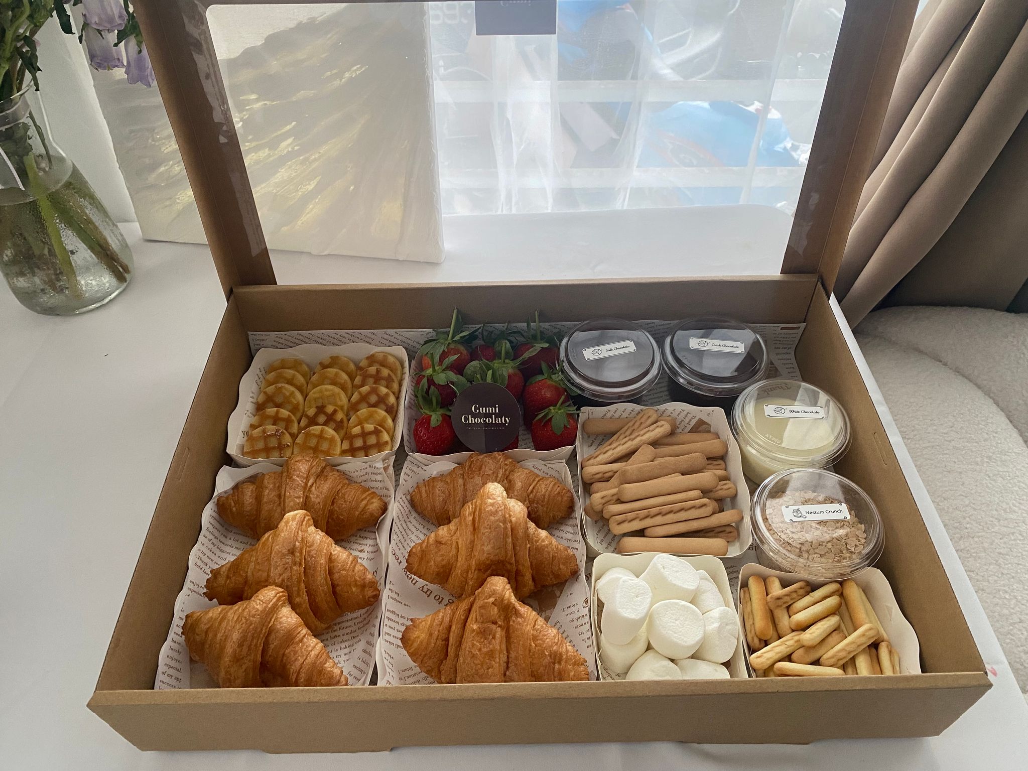 Large Snack Treats Box_2
