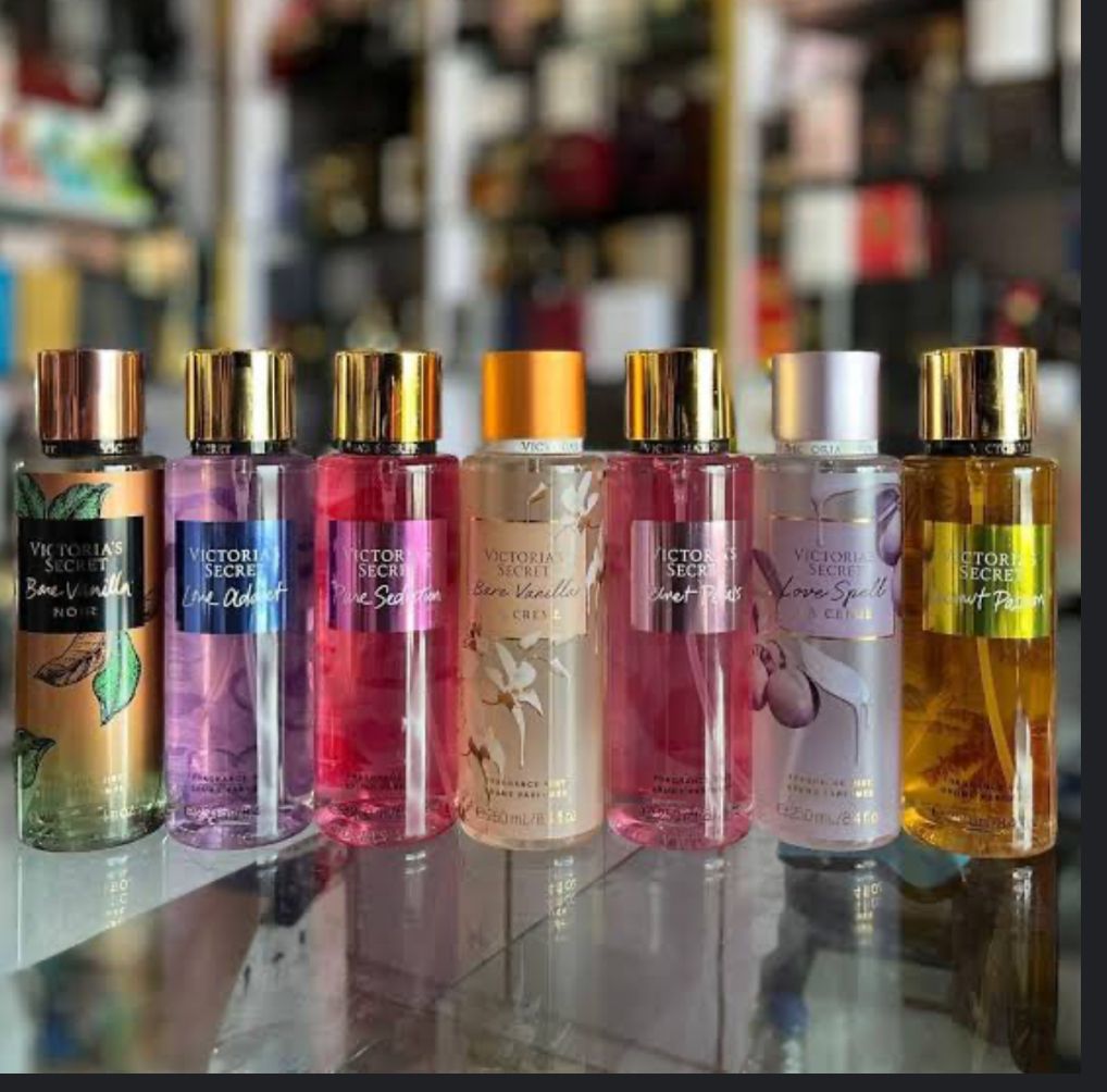Victoria’s Secret body mist _0
