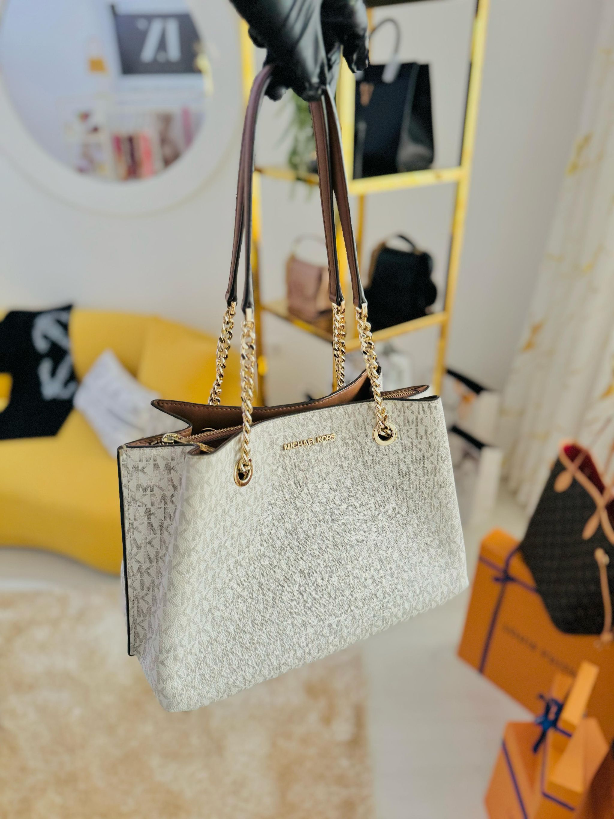 Bolsa Micheal kors classics _0