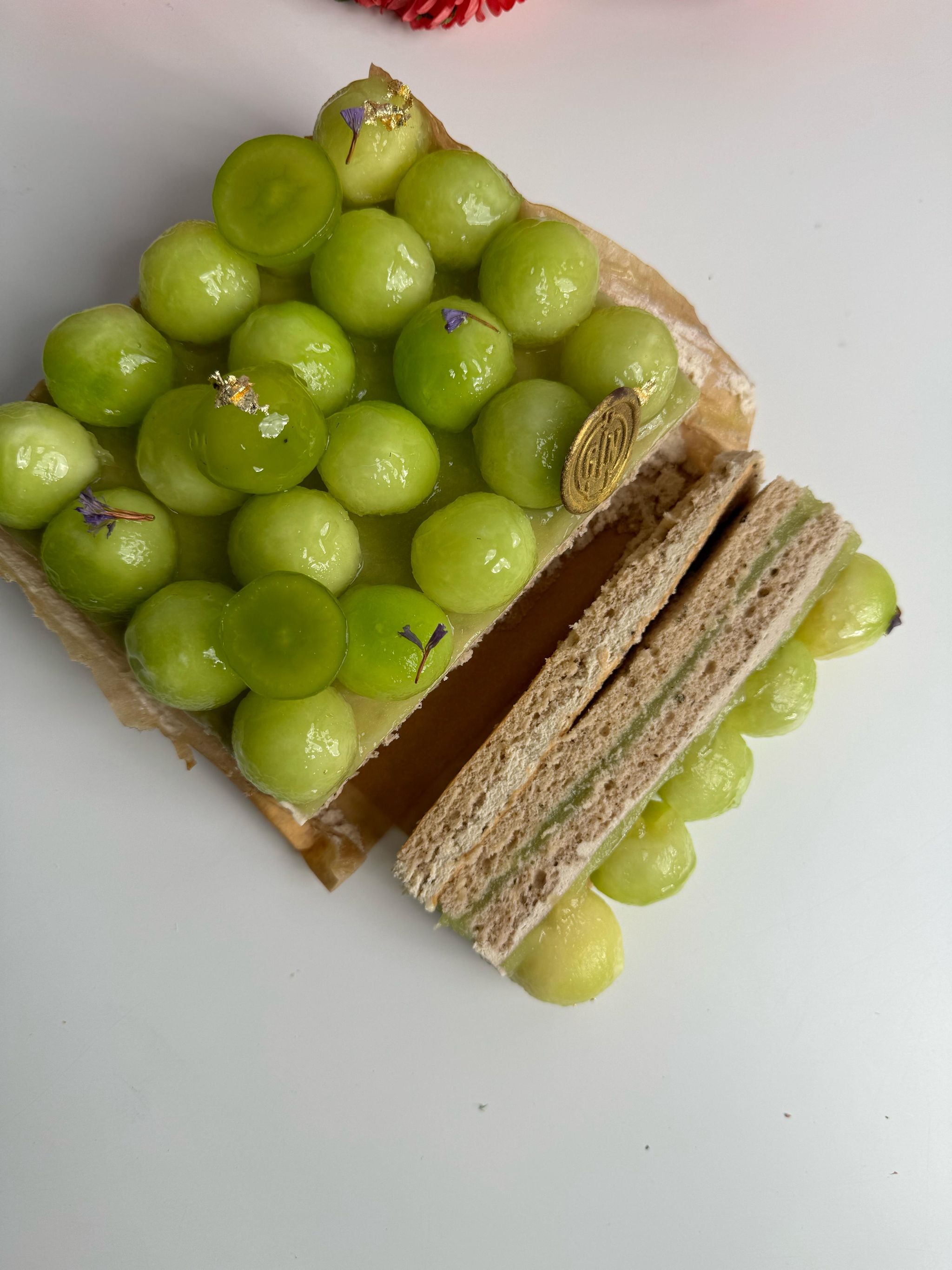 GIN GIN - Oolong Melon Cake_0