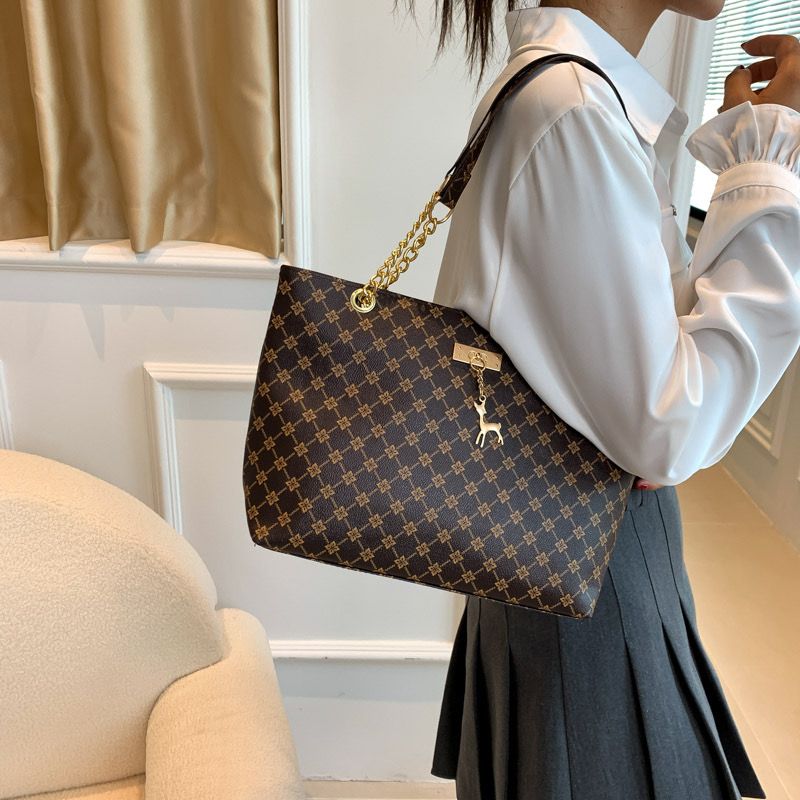 Simple lady bag 4,500 usafiri tu_1