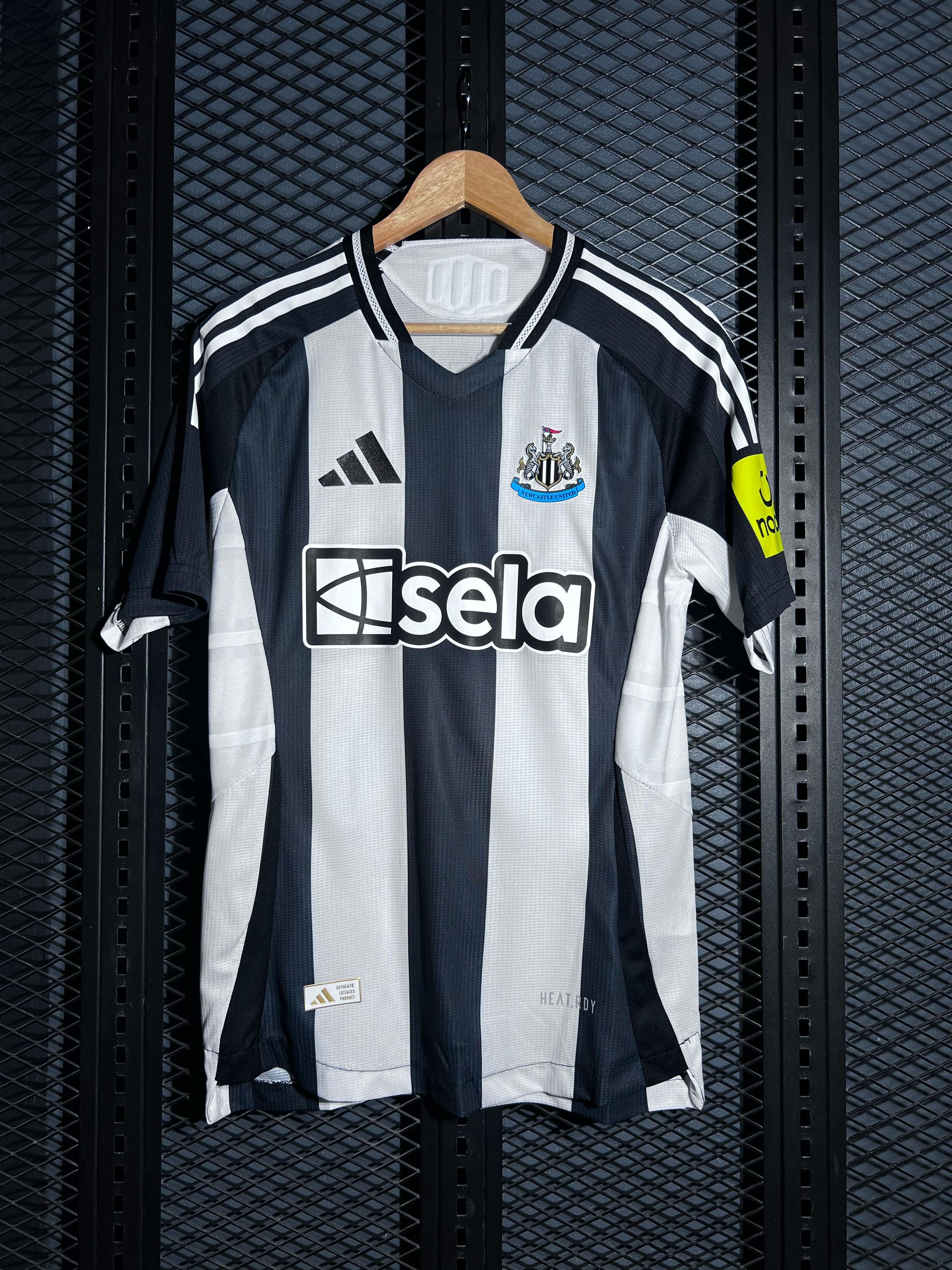 Newcastle 2024/25 Adults Soccer Shirt ⚽✨_0
