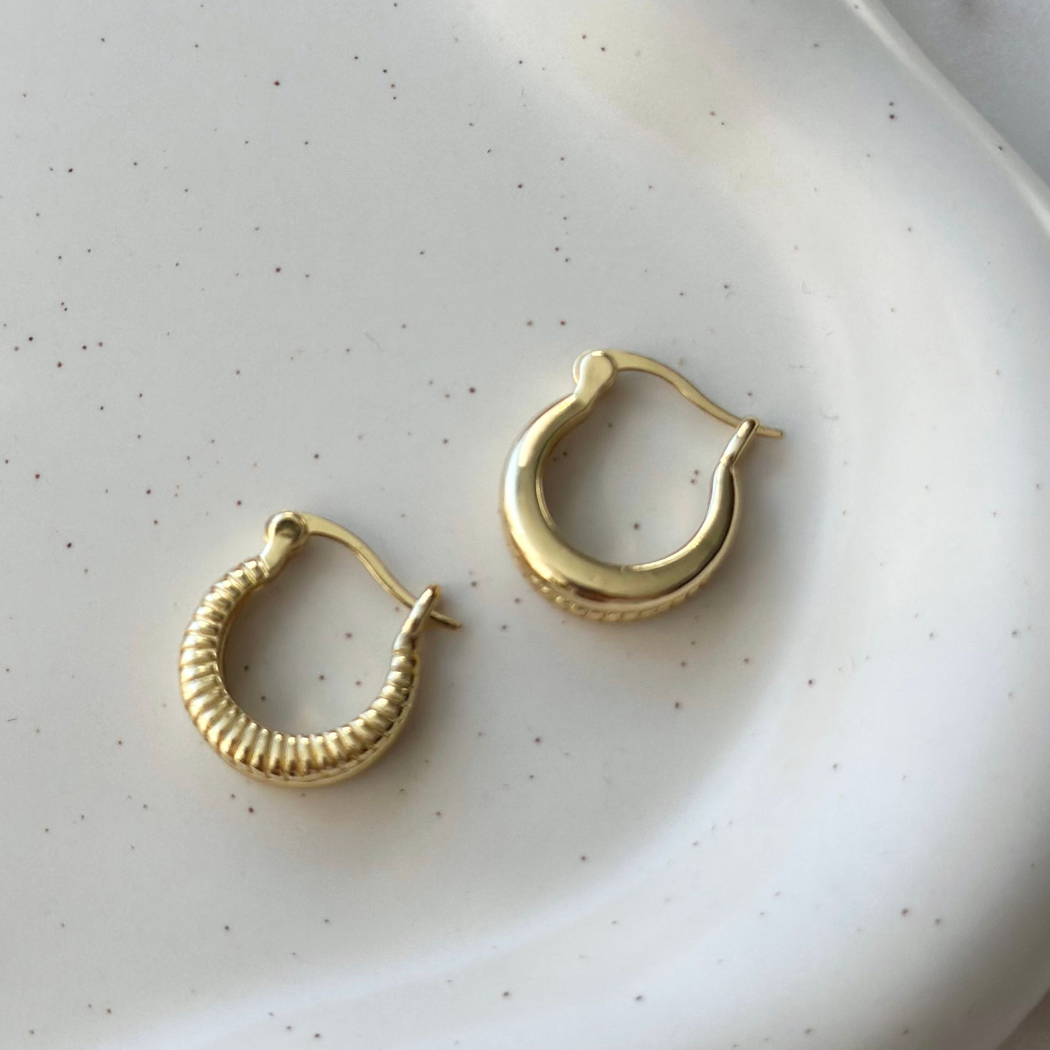 Mini Hoop Half Moon_0